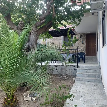 Apartment Stone House Under A Rock Kukos Sykia Chalkidikis
